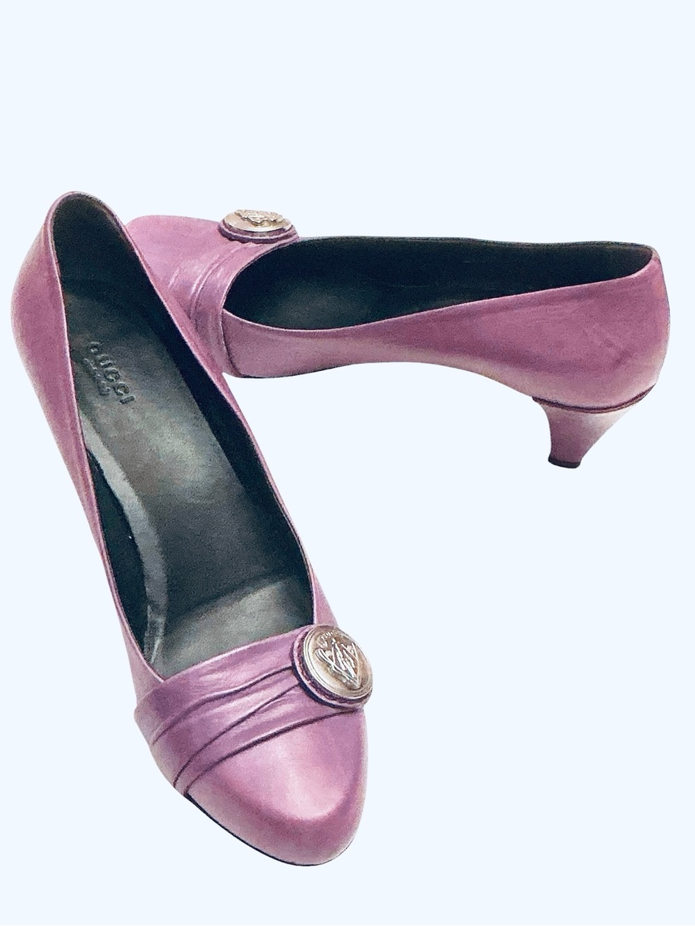 Gucci Purple Leather Kitten Heel Pumps Hysteria Medallion Emblem Size-EU 39/US-9